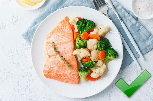 Με τη γαστρίτιδα, μπορείτε να φάτε άπαχο ψάρι με βραστά λαχανικά